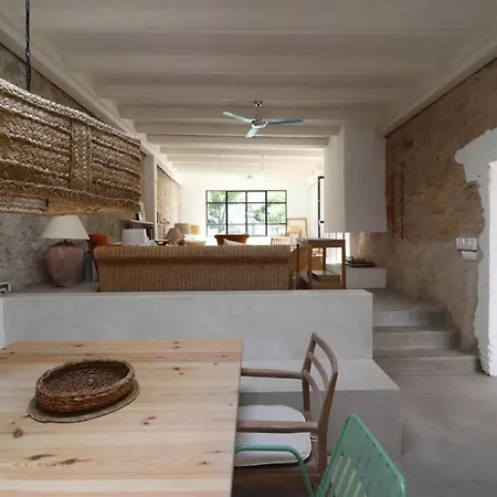 Casa De Estilo Mediterraneo-la Casa Del Mercat *