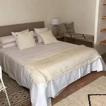 Casa De Estilo Mediterraneo-la Casa Del Mercat Holiday home *